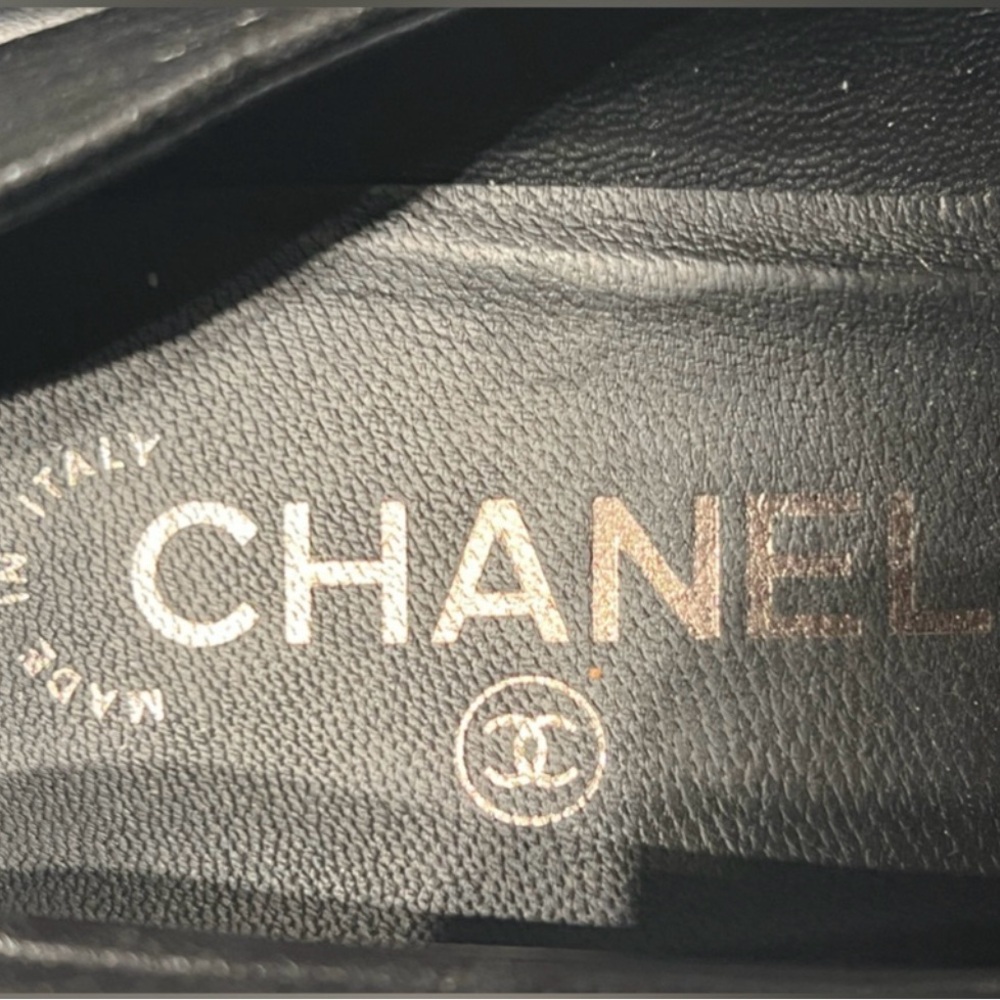Chanel black platform CC heels - Picture 10 of 12